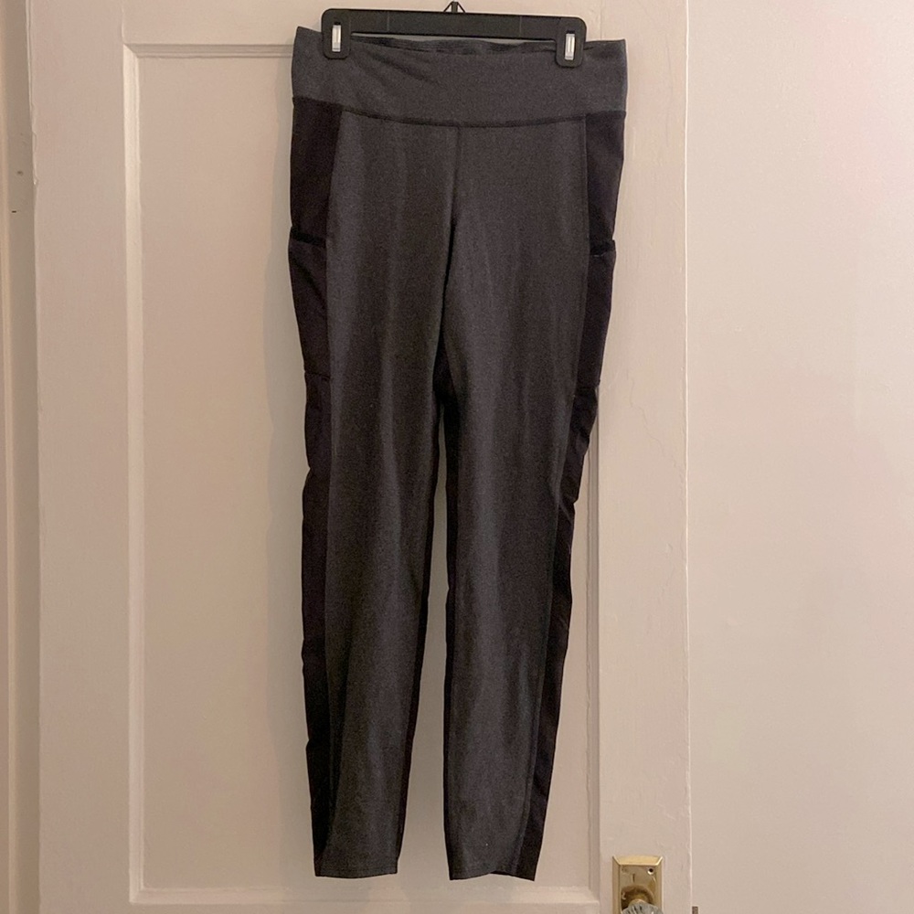 Gray LL Bean leggings with black lining